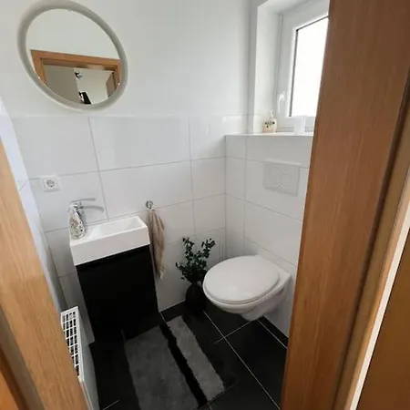 펜션 Grosses Einfamilienhaus + Garten 브라운슈바이크