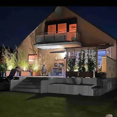 펜션 Grosses Einfamilienhaus + Garten 브라운슈바이크